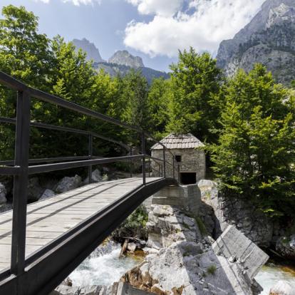 Vallée Valbona Voyage en Albanie - Agence de Voyage locale Ecotour Albania
