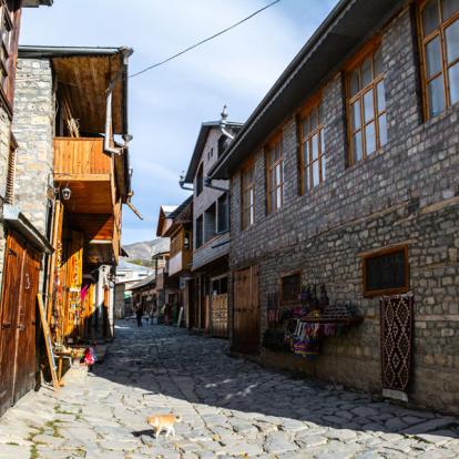 Lagich Voyage en Azerbaïdjan - Agence de Voyage Locale Central Asia Travel