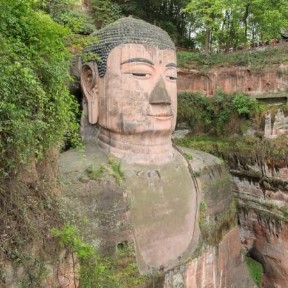 Sichuan - Leshan Voyage en Chine - Agence de Voyage Locale Chine Escapade