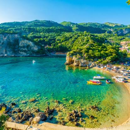Corfou - Paleokastritsa Voyage en Grèce - Agence de Voyage Locale Yalos Tours