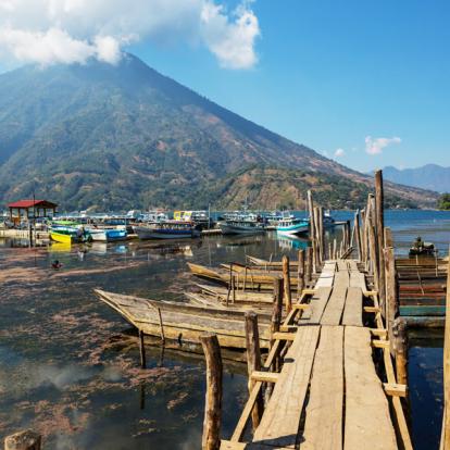 Panajachel - Lac Atitlan Voyage au Guatemala - Agence de Voyage Locale Bon Voyage Central America