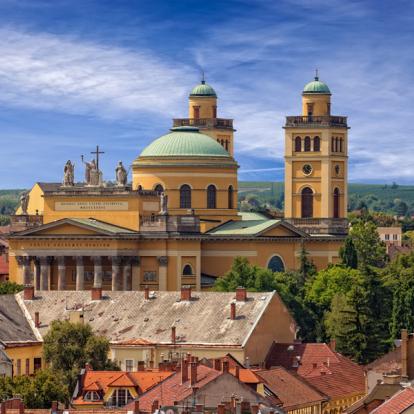 Eger Voyage en Hongrie - Agence de Voyage Locale Pont Tours