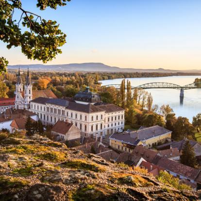 Esztergom Voyage en Hongrie - Agence de Voyage Locale Pont Tours