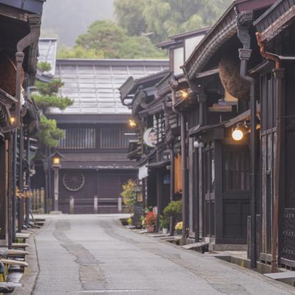 Takayama Voyage au Japon - Agence de Voyage Locale Tokyo City Tour