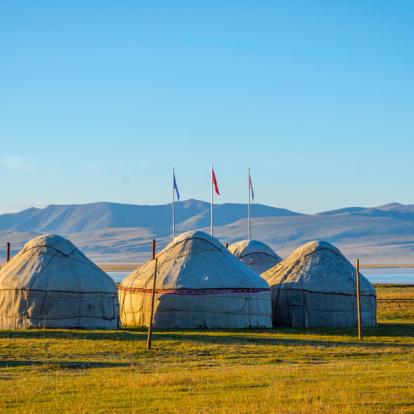 Lac Song Kul Lake Voyage au Kirghizistan - Agence de Voyage Locale Travel Experts