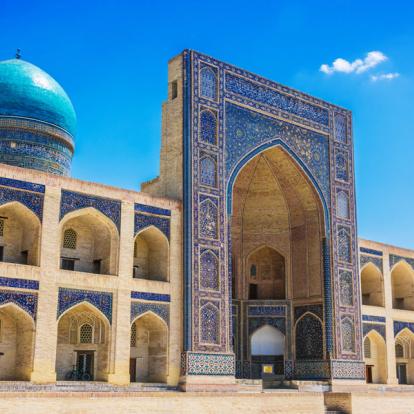 Boukhara - Poi Kalan complex Voyage en Ouzbékistan - Agence de Voyage Locale Marakanda Travel