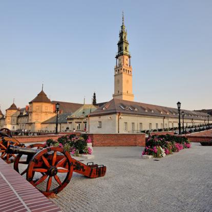 Czestochowa - Sanctuaire Jasna Gora Voyage en Pologne - Agence de Voyage Locale Welcome Tourist