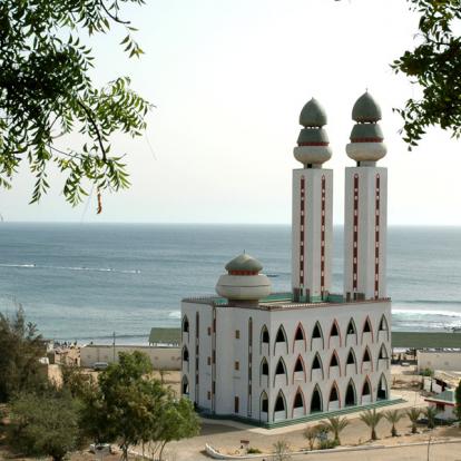 Dakar - Mosquée de la Divinité Voyage au Sénégal - Agence de Voyage Locale L'Autre Sénégal