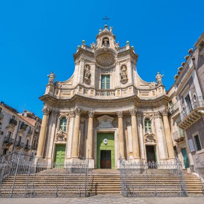 Catane - Basilica della Collegiata Voyage en Sicile - Agence de Voyage Locale Bell'Odissea