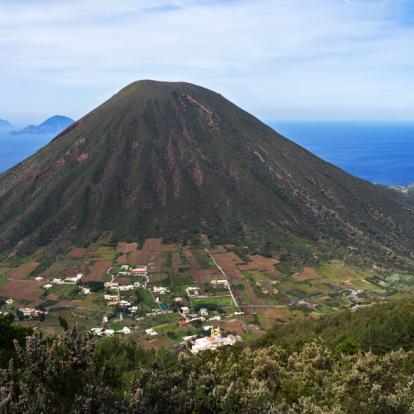 Eoliennes - Stromboli Voyage en Sicile - Agence de Voyage Locale Bell'Odissea