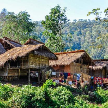 Chiang Mai - Long neck woman village Voyage en Thailande - Agence de Voyage Locale Mandarin Road