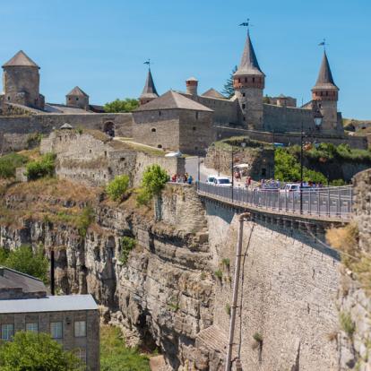 Kamyanets-Podilskyi Voyage en Ukraine - Agence de Voyage Locale Intercity Travel