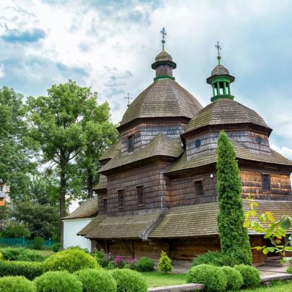 Zhovkva Voyage en Ukraine - Agence de Voyage Locale Intercity Travel