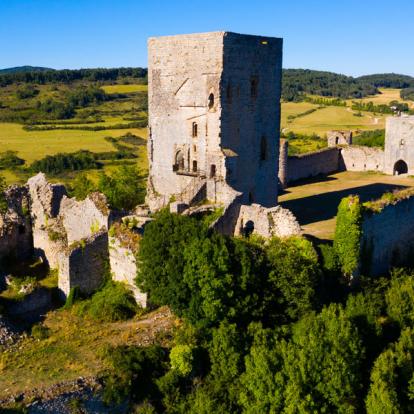 Languedoc-Roussillon - Château de Puivert Voyage en France - Agence de Voyage Shanti Travel