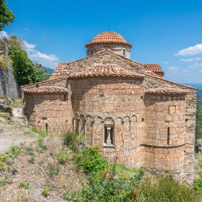 Mystra - Eglise Saint Nicolas Voyage en Grèce - Agence de Voyage Offbeat Travel Experience
