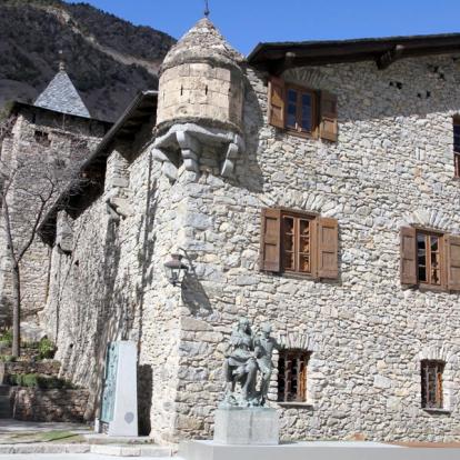 Andorre-La-Vieille - Casa de La Vall Album Photos - Andorre