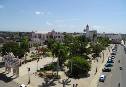Voyage à Cuba Voyage à Cuba de Laurence, Louise, Marius et Pierre