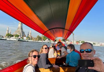 Sur les Klongs de Thonburi Voyage en Thaïlande de la Famille de Dominique P.
