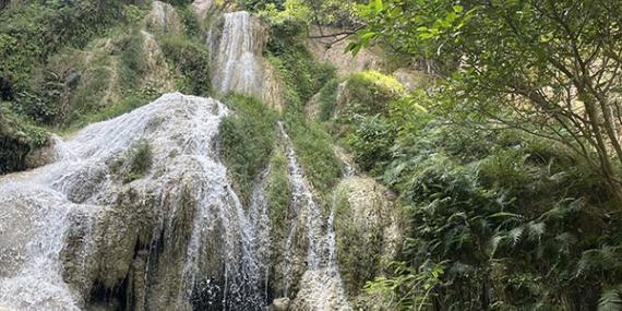 Cascades @Erawan Voyage en Thaïlande de la Famille de Dominique P.