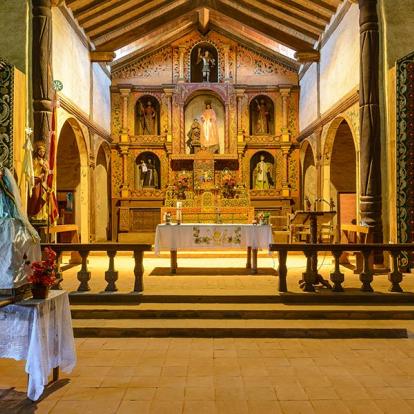 Autel de l'église de la mission jésuite à Santa Ana A Découvrir en Bolivie - Les Missions Jésuites