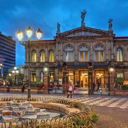 San Jose - Théâtre National A Découvrir au Costa Rica - San José