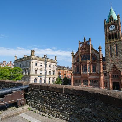 Derry - Guildhall A Découvrir en Irlande - Derry