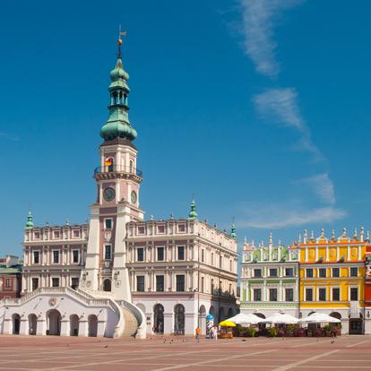 La place principale du marché de Zamość A Découvrir en Pologne - Zamosc