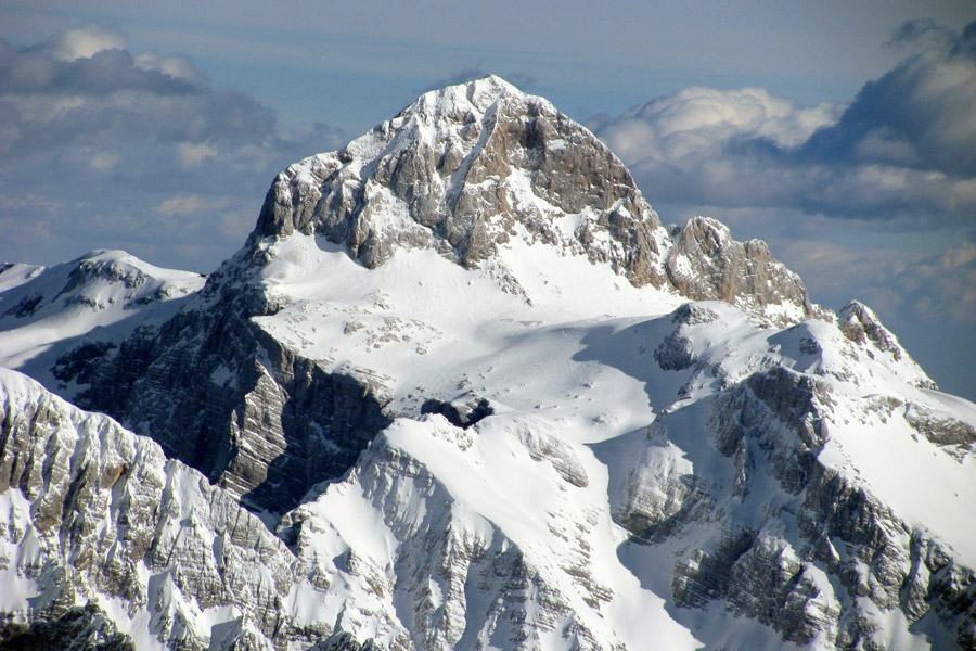 Slovénie -Le Triglav, Symbole Emblématique du Pays