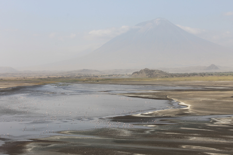 Tanzanie - Le Lac Natron et la Montagne Sacrée Ol Doinyo Lengaï