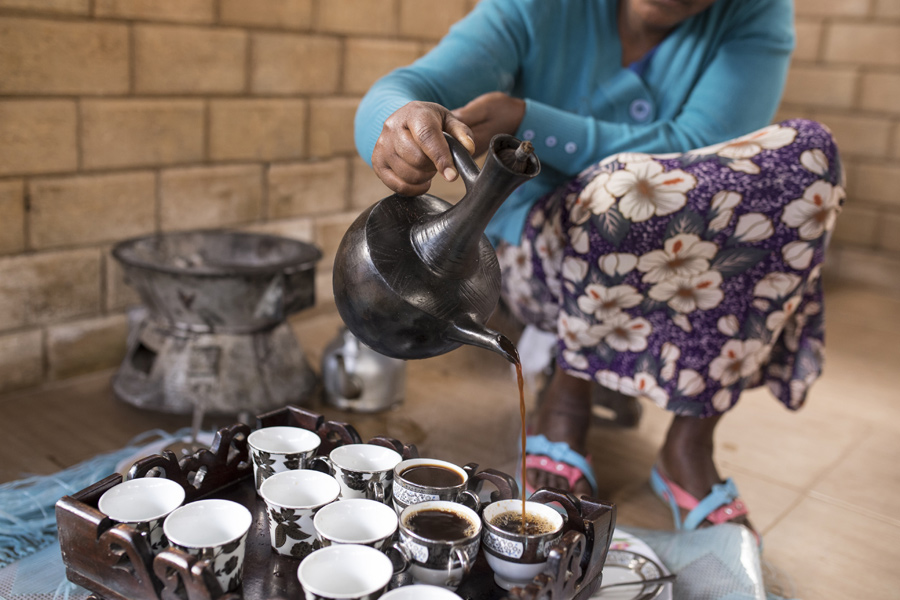 Ethiopie La cérémonie du café, une tradition ancestrale