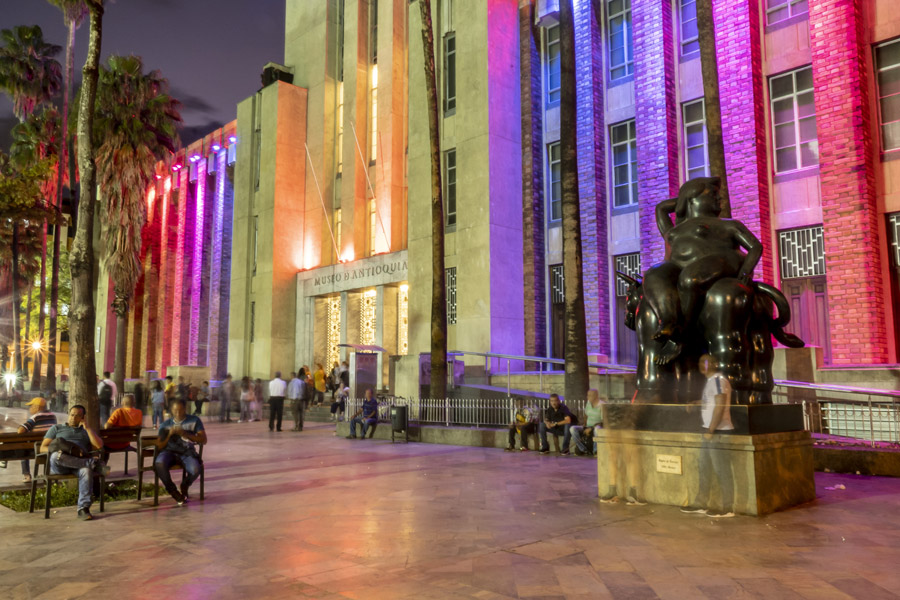 Colombie - Botero, un Artiste Plus Grand que Nature