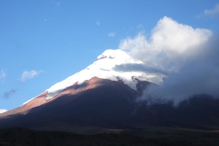 Equateur - Le Cotopaxi, Plus Haut Volcan Actif du Monde