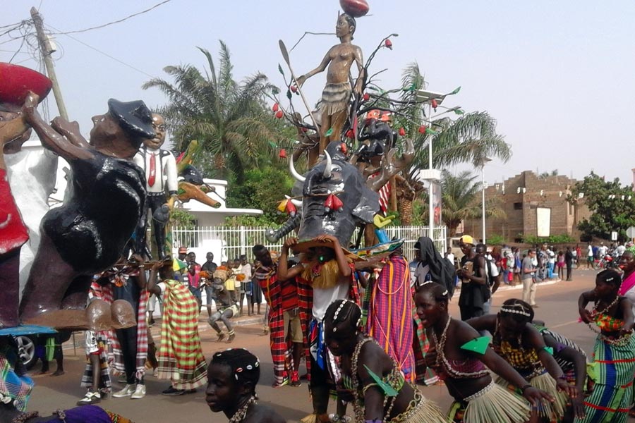 Guinée - Célébrez la nature et la diversité au Carnaval de Guinée-Bissau