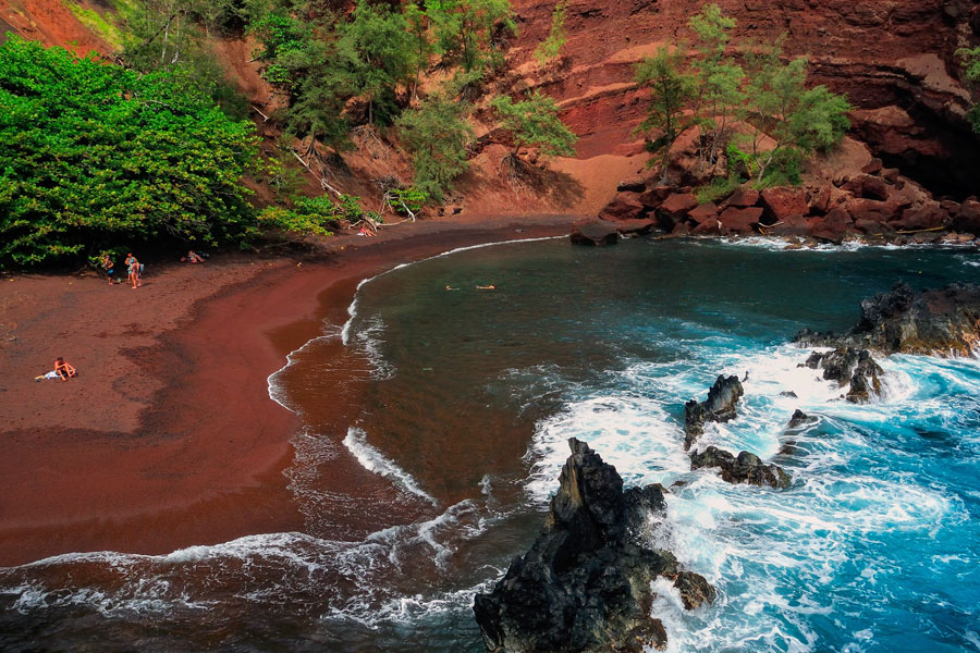 Hawaï - Terre Volcanique et Mer Emeraude