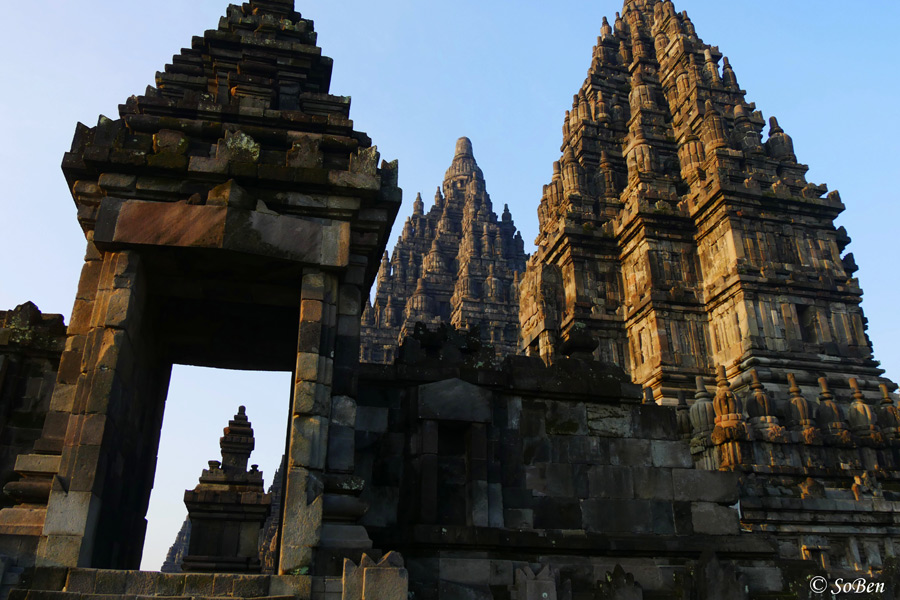 Indonésie - Java - Entre Borobudur et Prambanan, mon cœur balance…