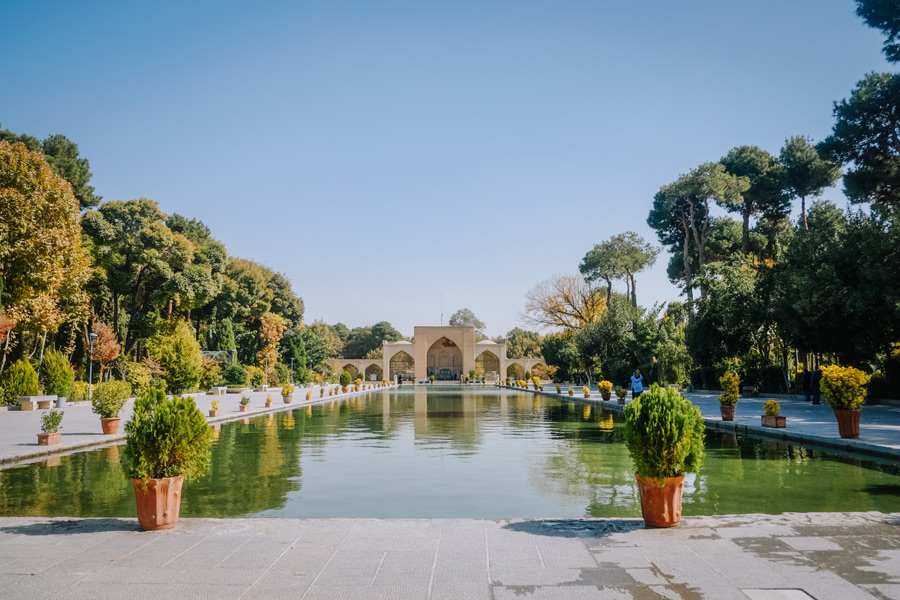 Iran - A la Rencontre de la Cité Millénaire d'Ispahan