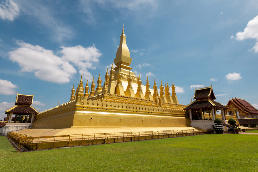 Voyage Découverte au Laos - La Fête de That Luang