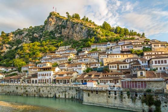 Berat Voyage Découverte en Albanie - L'Incroyable Richesse de Berat et Gjirokäster