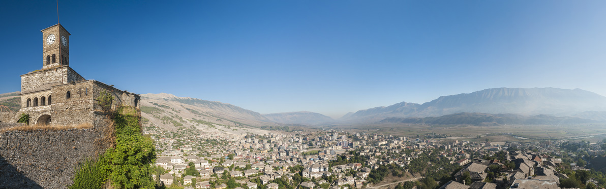 Gjirokaster Voyage Découverte en Albanie - L'Incroyable Richesse de Berat et Gjirokäster