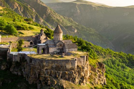Tatev Monastery Voyage Découverte en Arménie - Une Culture Millénaire