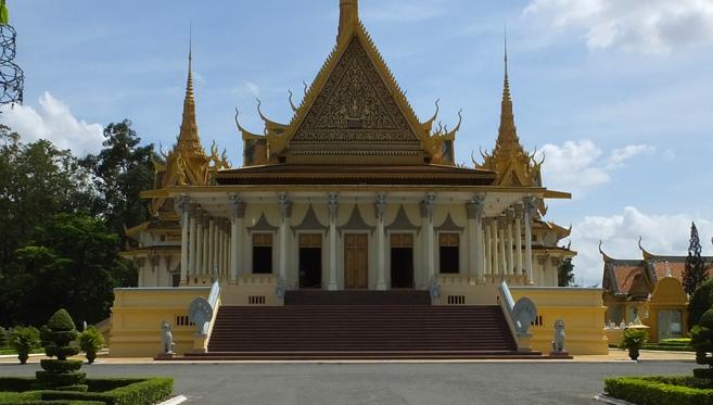 Marcher Sur de l’Argent à Phnom Penh