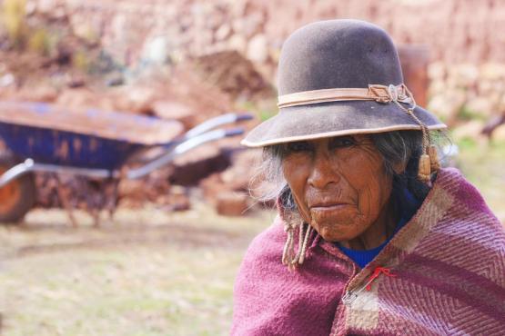 Aymara - Old Women Voyage Découverte au Chili - Les Peuples Indigènes du Chili