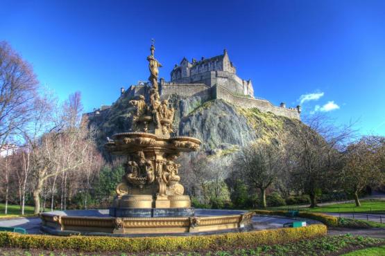 Edinburgh - Castle Voyage Découverte en Ecosse - Aberdeen ou l’Écosse Rêvée