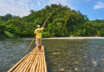 Bambou Raft Voyage Découverte en Jamaïque - La descente du Rio Grande en Bambou Rafting