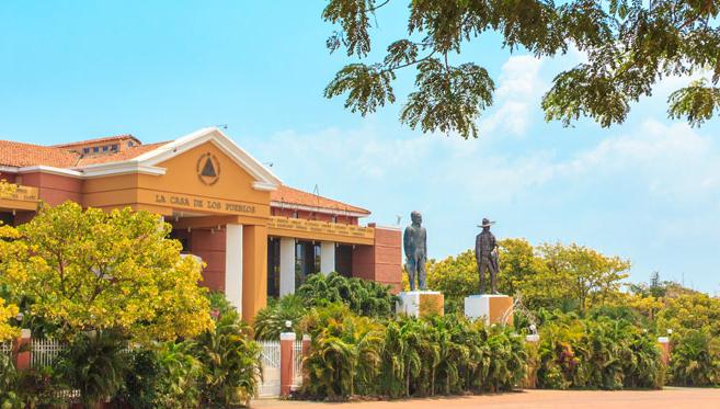 Managua, une ville moderne au milieu des volcans