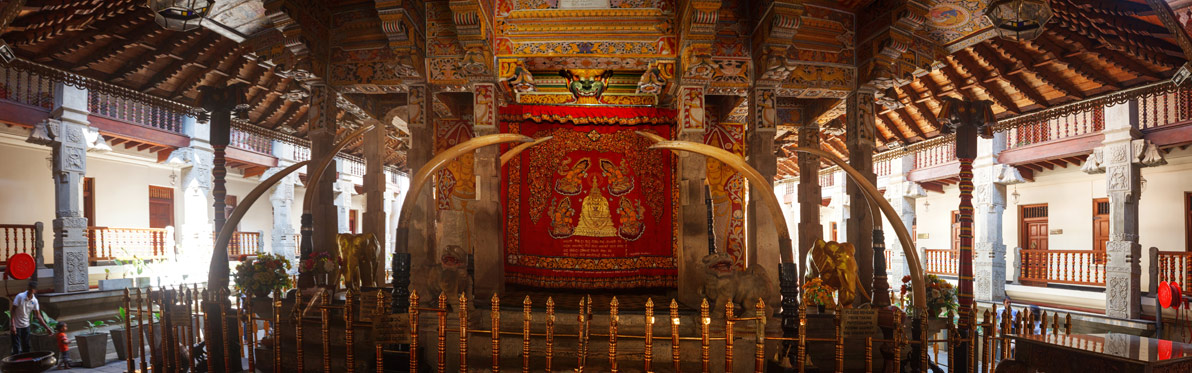 Voyage Découverte au Sri Lanka - Kandy, Une Dent de Bouddha