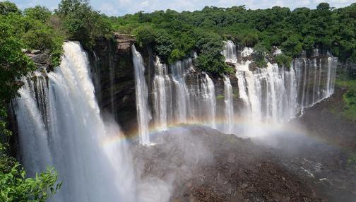 Angola, un Concentré d'Afrique Méconnu