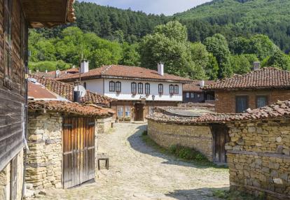 Zheravna Autotour Bulgarie : Découverte Au Coeur Des Balkans