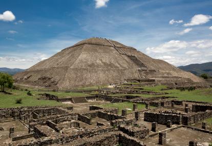 Teotihuacan - Pyramid of the Sun Voyage au Mexique : Les Merveilles du Mexique