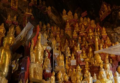 Grotte de Pindaya Voyage en Birmanie - Beautés Birmanes